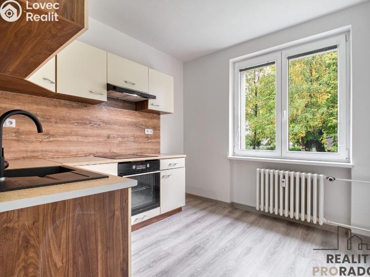 Оренда квартири 2+1 Frýdek-Místek, Lískovecká 221 č. 7