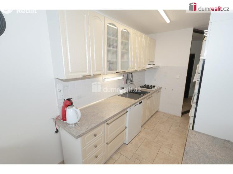 Оренда квартири 3+KK Praha-Petrovice, Frostova č. 8
