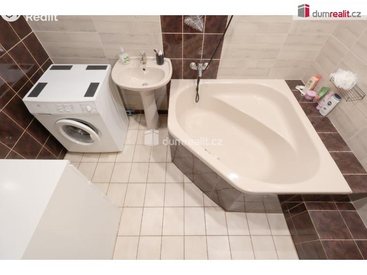 Оренда квартири 3+KK Praha-Petrovice, Frostova č. 21