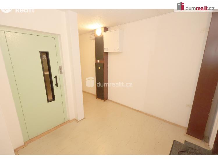 Оренда квартири 3+KK Praha-Petrovice, Frostova č. 27