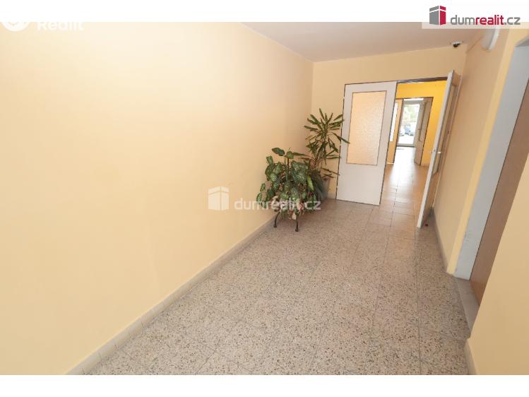 Оренда квартири 3+KK Praha-Petrovice, Frostova č. 28