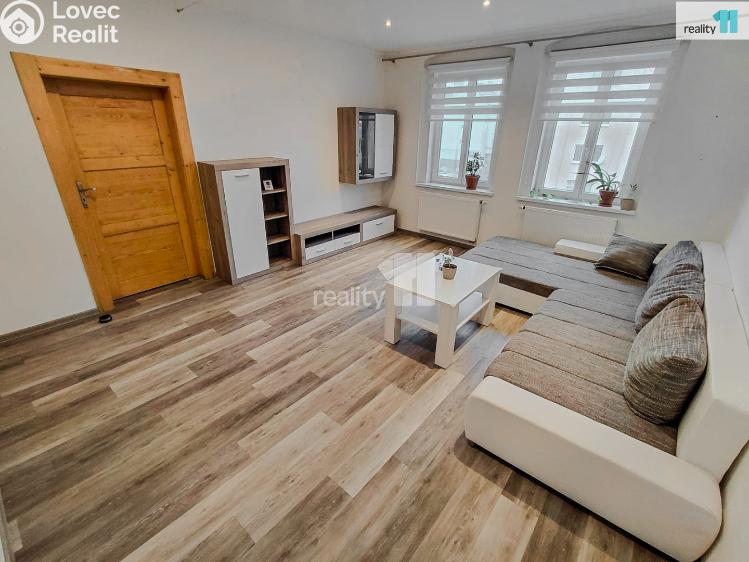 Sale apartment 2+1 Cheb, Májová č. 5