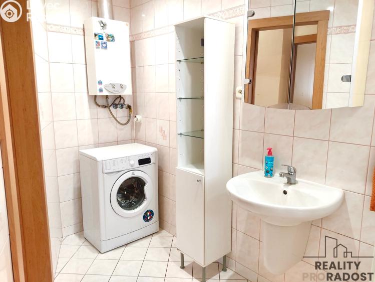 Pronájem bytu 2+KK Ostrava, Mojmírovců č. 8