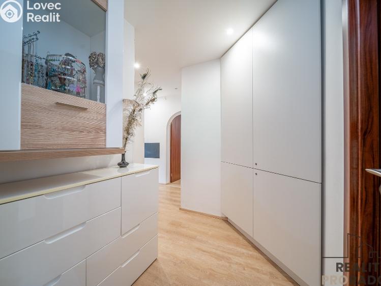 Продажа квартиры 4+1 Olomouc, Trnkova č. 13