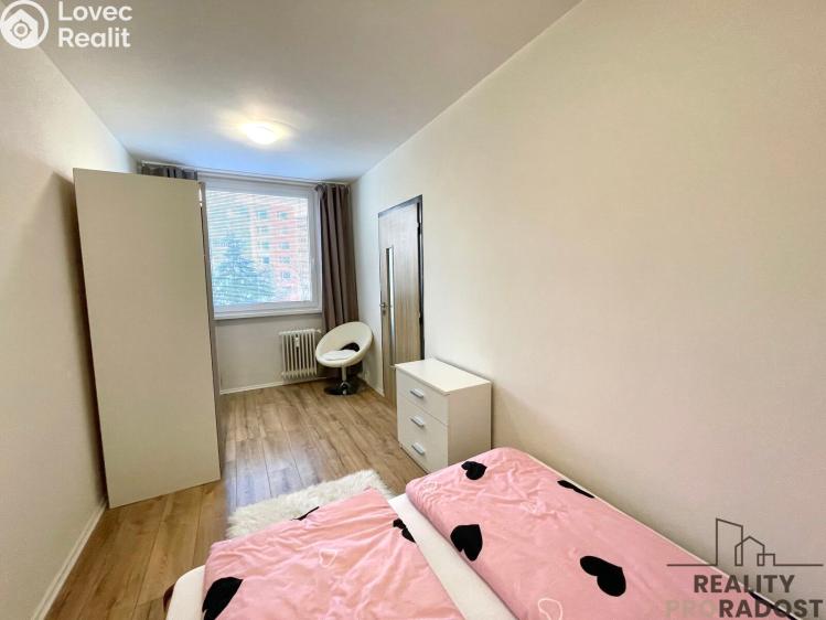 Pronájem bytu 2+1 Uničov, Gen. Svobody 1208 č. 7