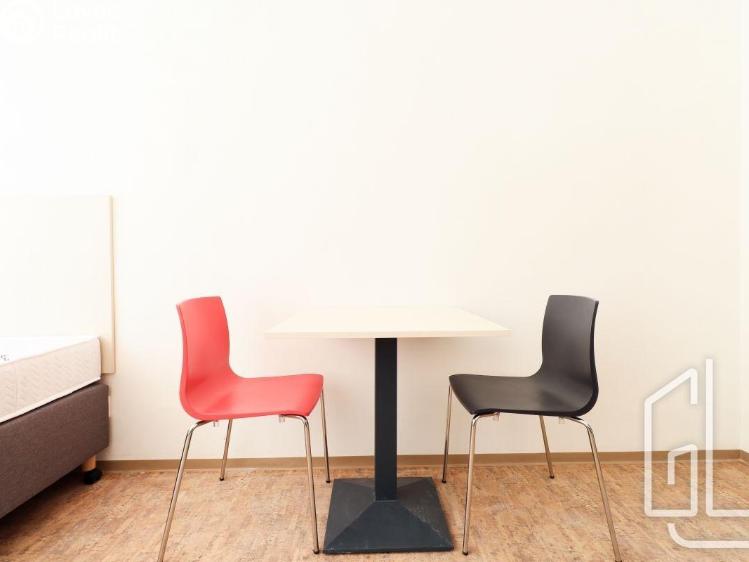 Rent apartment 1+KK Praha, Křížová č. 5