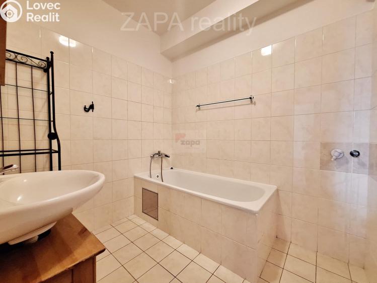 Pronájem bytu 4+KK Praha, Padovská 585/2 č. 13