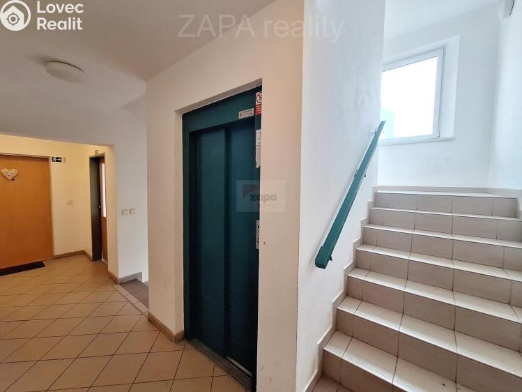 Pronájem bytu 4+KK Praha, Padovská 585/2 č. 17