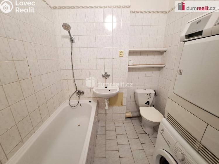 Pronájem bytu 1+KK Ústí nad Labem, Varšavská č. 8