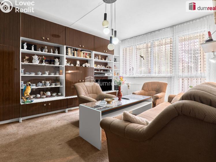 Prodej bytu 3+1 Karlovy Vary, Gagarinova č. 10