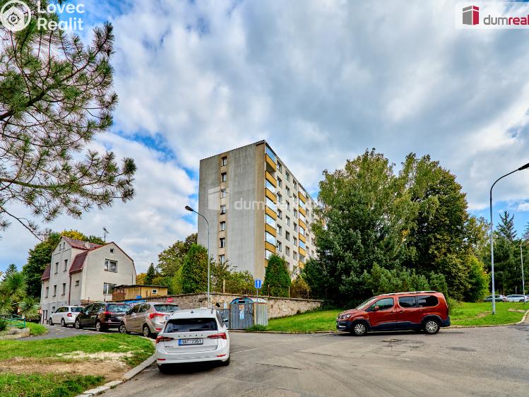 Prodej bytu 3+1 Karlovy Vary, Gagarinova č. 17