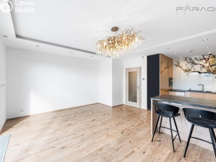 Prodej rodinného domu Praha, Sukovská č. 13