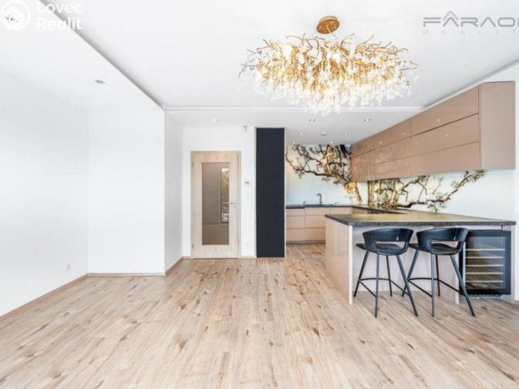 Prodej rodinného domu Praha, Sukovská č. 10