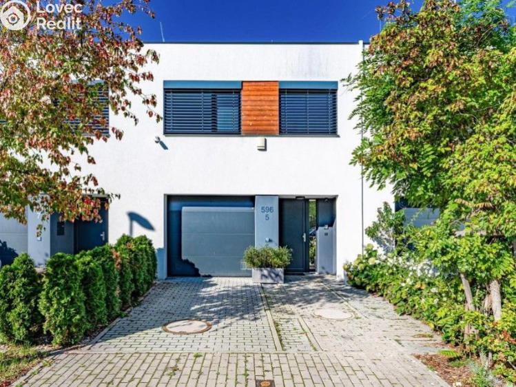 Prodej rodinného domu Praha, Sukovská č. 30