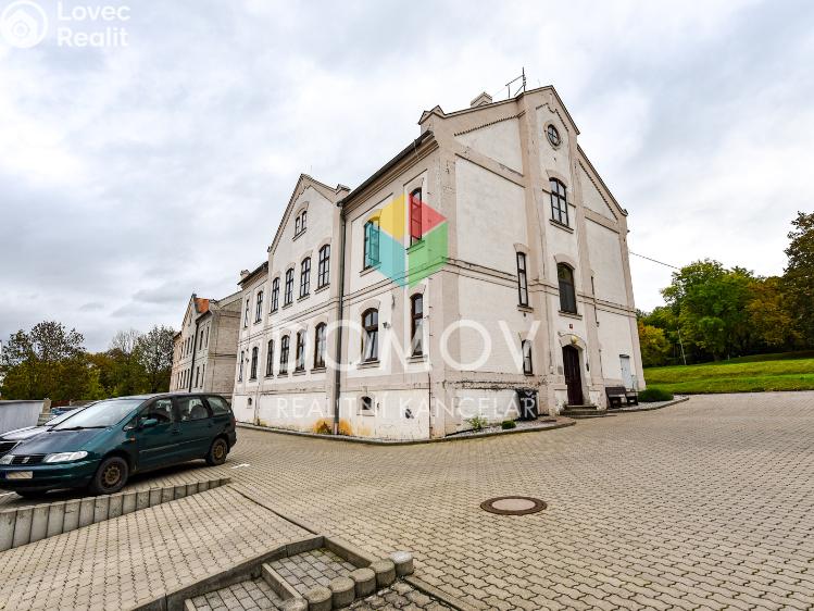 Pronájem bytu 1+1 Králův Dvůr, Bezručova 94 č. 8