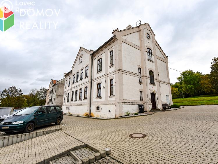 Pronájem bytu 1+1 Králův Dvůr, Bezručova 94 č. 8