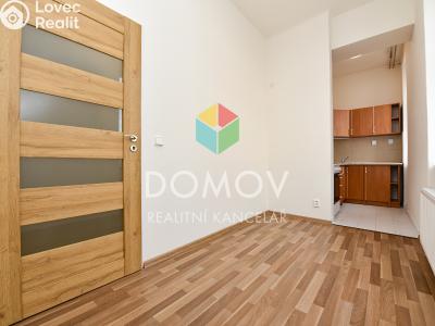 Pronájem bytu 1+1 Králův Dvůr, Bezručova 94 č. 4