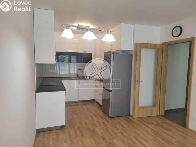 Prodej bytu 3+KK Praha, Zvěřinova 3452/1 č. 1