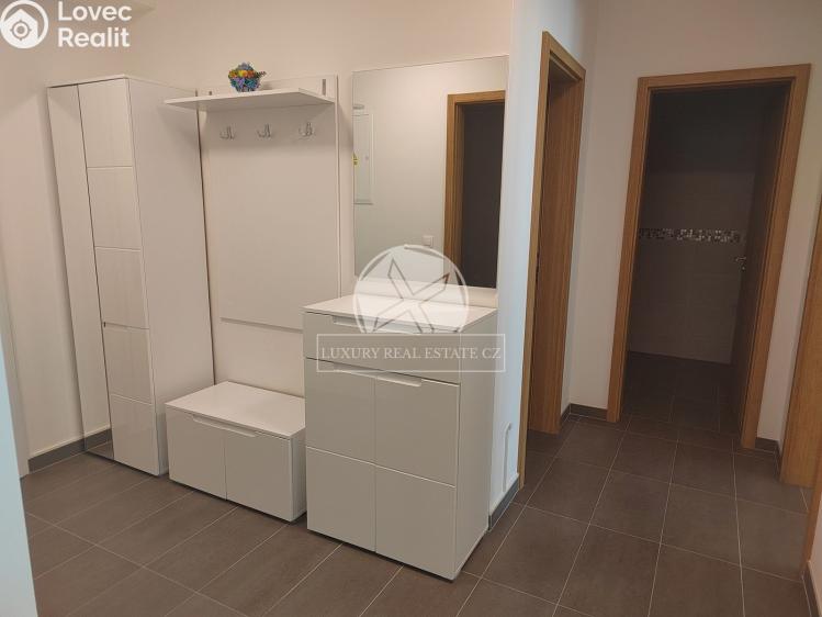 Prodej bytu 3+KK Praha, Zvěřinova 3452/1 č. 14