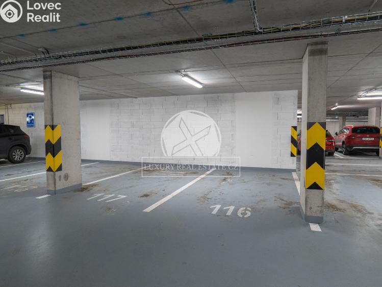 Prodej bytu 3+KK Praha, Zvěřinova 3452/1 č. 17