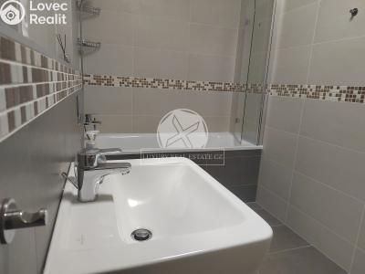 Продаж квартири 3+KK Praha, Zvěřinova č. 7