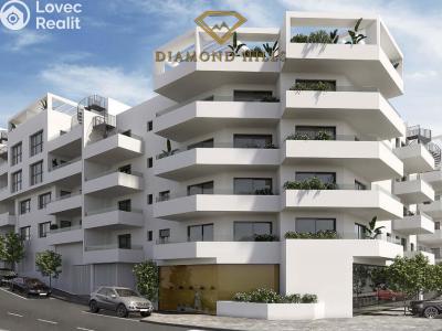 Prodej bytu 3+KK Estepona,Španělsko č. 1