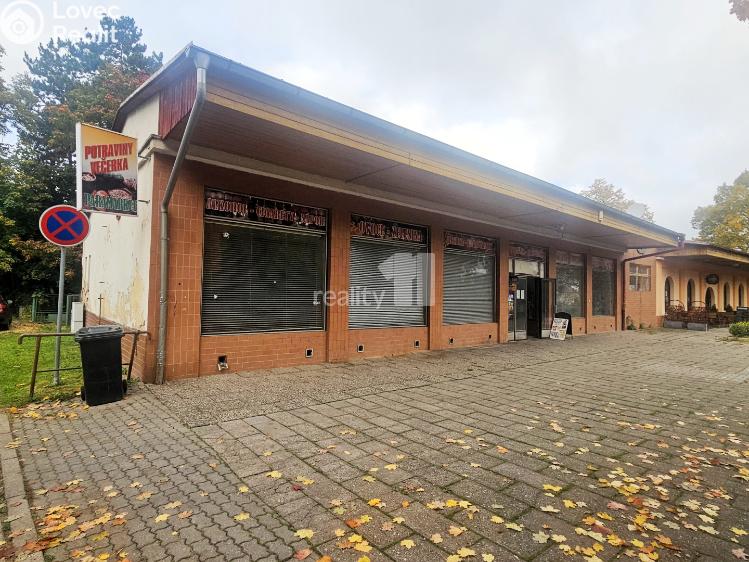 Pronájem obchodního prostoru Chvaletice, 9. května č. 1