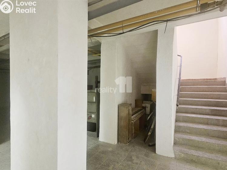 Pronájem obchodního prostoru Chvaletice, 9. května č. 3