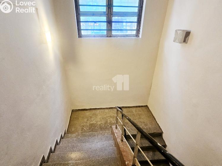 Pronájem obchodního prostoru Chvaletice, 9. května č. 8