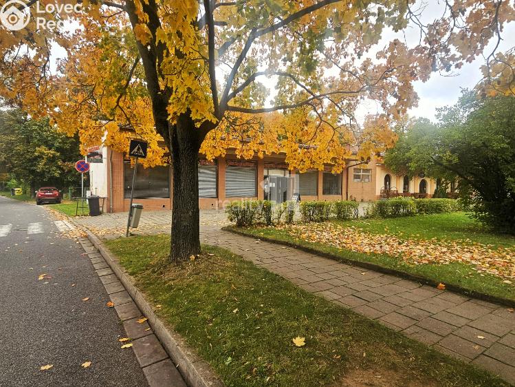 Pronájem obchodního prostoru Chvaletice, 9. května č. 9