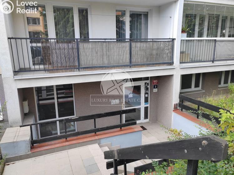 Prodej bytu 3+KK Praha, Golfová 885/3 č. 8