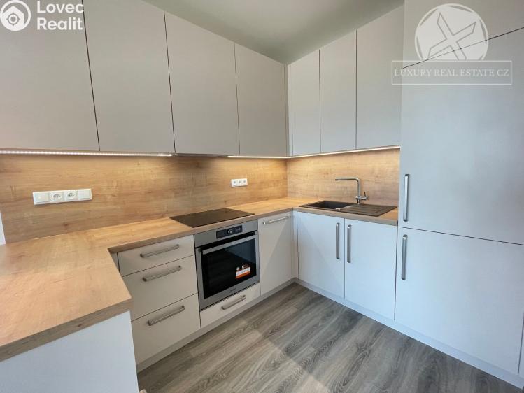 Prodej bytu 2+KK Praha č. 3