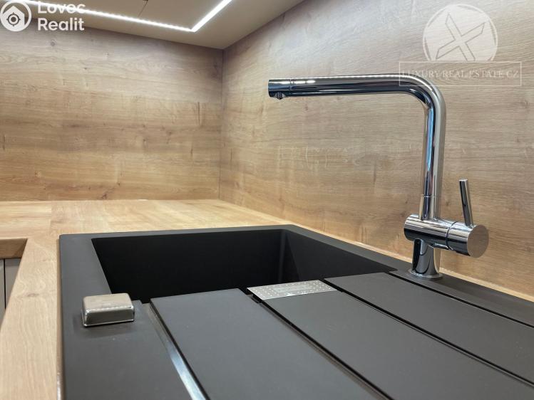 Prodej bytu 2+KK Praha č. 8