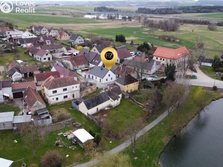 Prodej rodinného domu Myslkovice č. 13