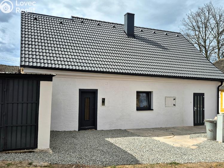 Prodej rodinného domu Myslkovice č. 9