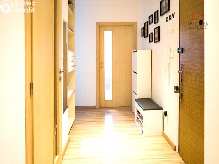 Аренда квартиры 2+KK Praha, Letovská 557 č. 7