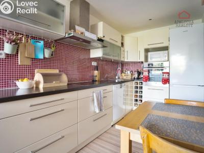 Pronájem bytu 2+KK Praha, Letovská 557 č. 2