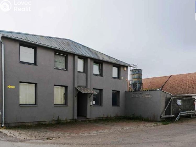 Prodej výrobní haly Nehvizdy č. 3