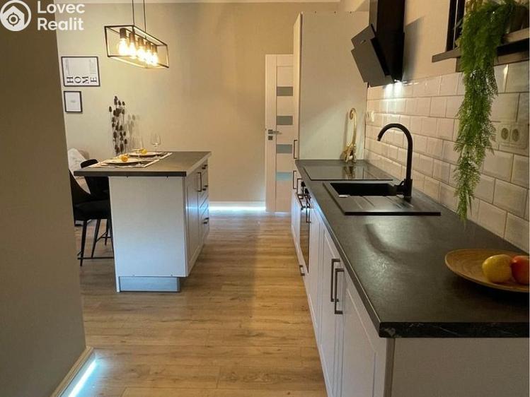 Prodej bytu 2+KK Praha, Radhošťská č. 8