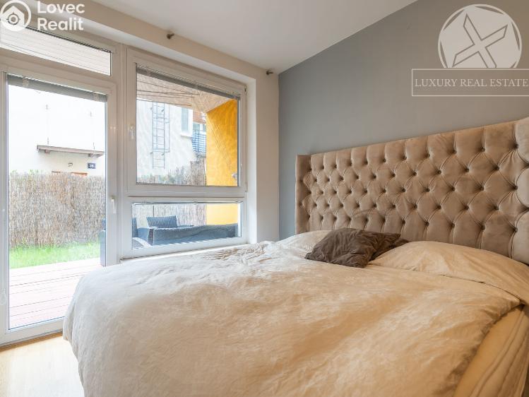 Prodej bytu 2+KK Praha, Kabešova 943/2 č. 10