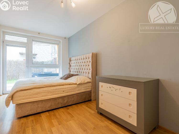 Prodej bytu 2+KK Praha, Kabešova 943/2 č. 11