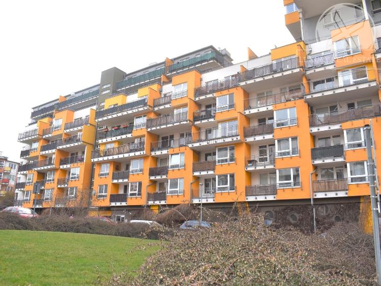 Prodej bytu 2+KK Praha, Kabešova 943/2 č. 16