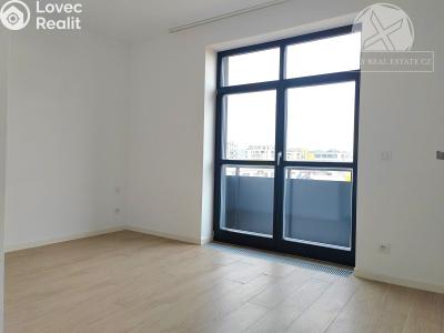 Sale apartment 2+1 Praha, Kolmá č. 6