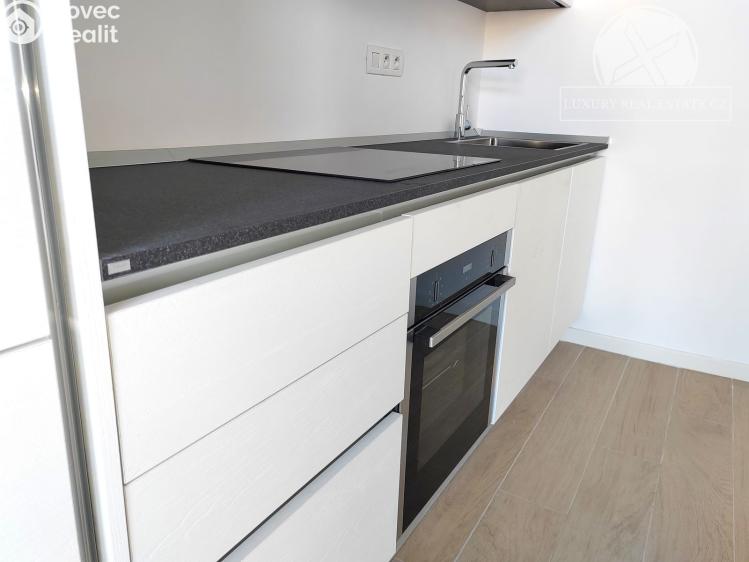 Prodej bytu 1+KK Praha, Kolmá č. 5