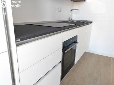 Sale apartment 1+KK Praha, Kolmá č. 5