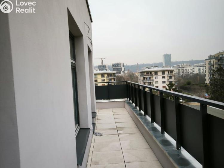 Prodej bytu 2+KK Praha, Kolmá č. 4