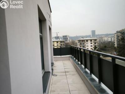 Sale apartment 2+KK Praha, Kolmá č. 4