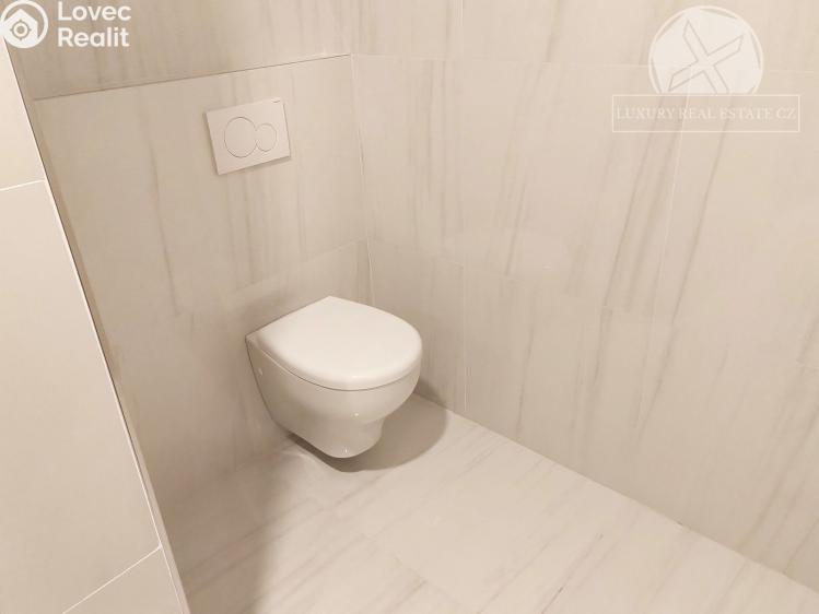 Prodej bytu 1+KK Praha, Kolmá 671/11 č. 9