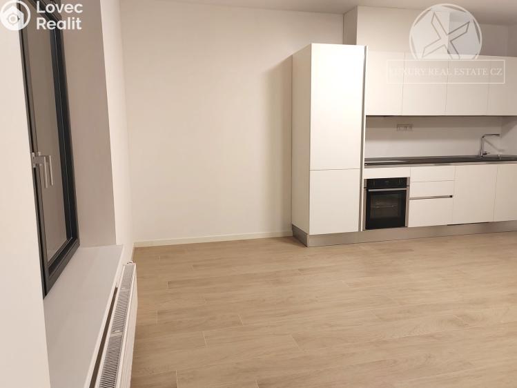 Prodej bytu 4+KK Praha, Na výběžku č. 4