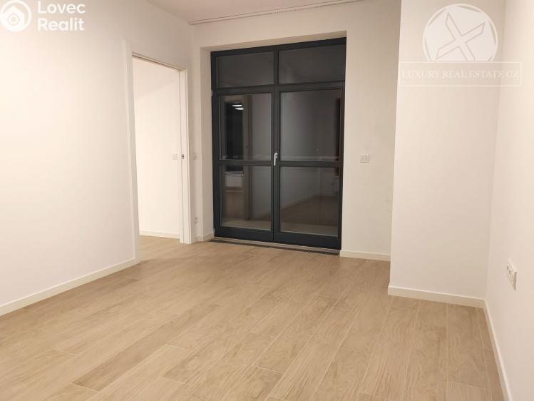 Prodej bytu 4+KK Praha, Na výběžku č. 8